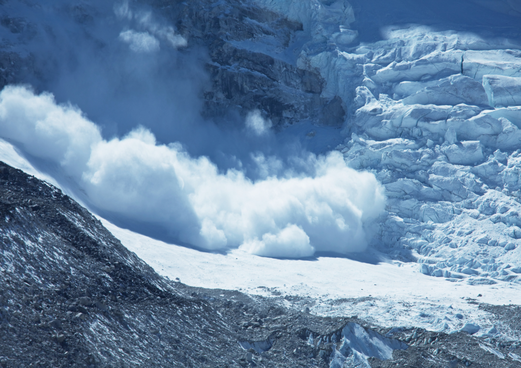 Avalanche in Everest